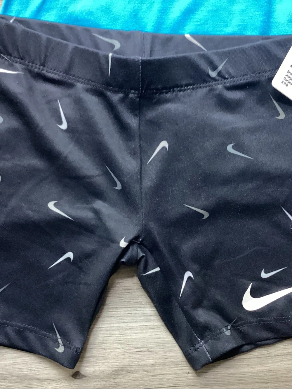 Nike Girls shorts Set size 6(NWT) ~PRICE IS FIRM~~~~ - Picture 2 of 5